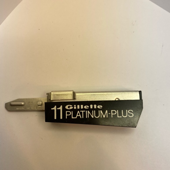 Gillette Vintage Razors Wet Shave Injectors - Picture 3 of 3